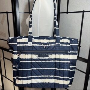 NWOT Lug Paddle Carry-All Tote